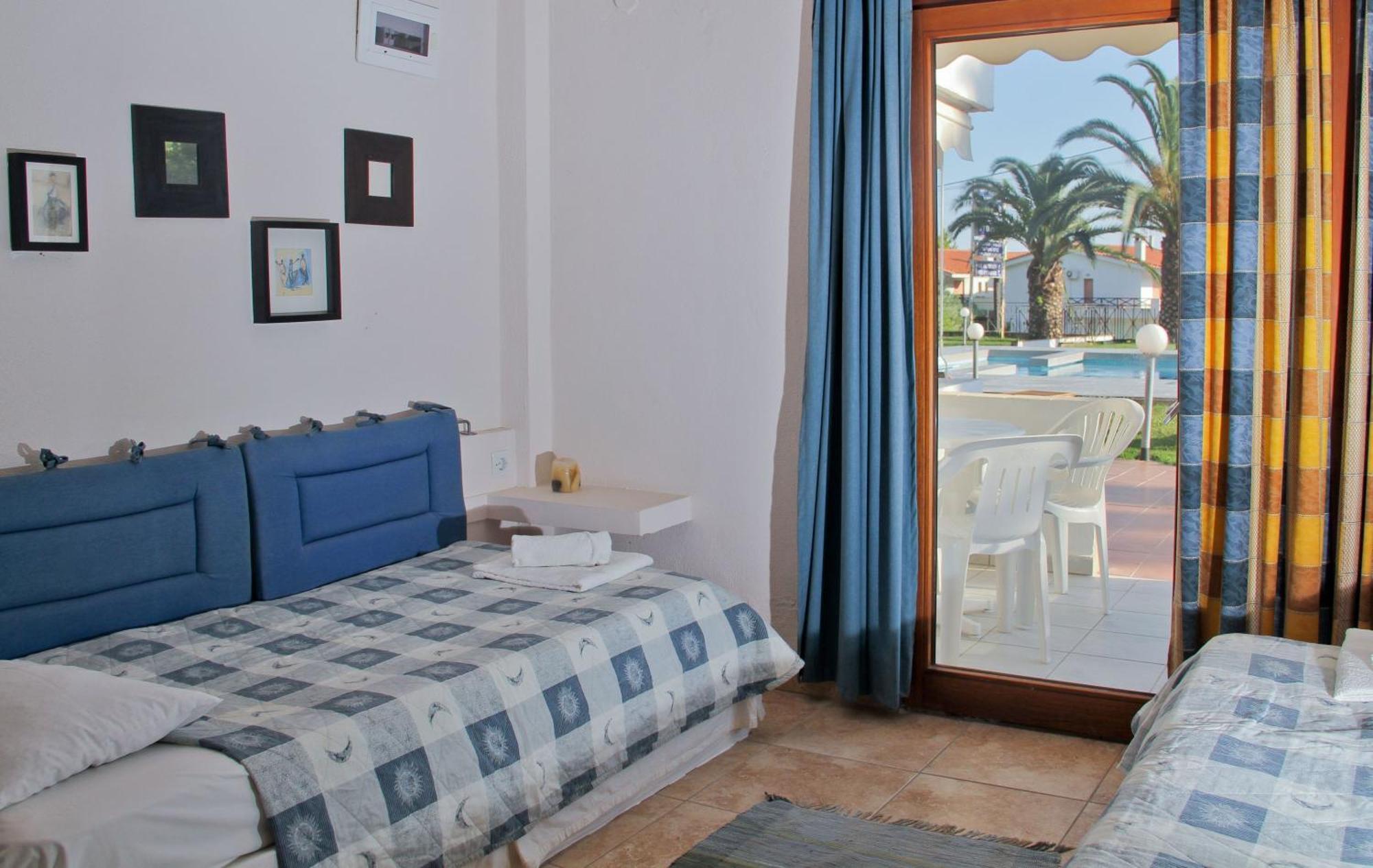 Hotel Idea Fourka Exterior foto