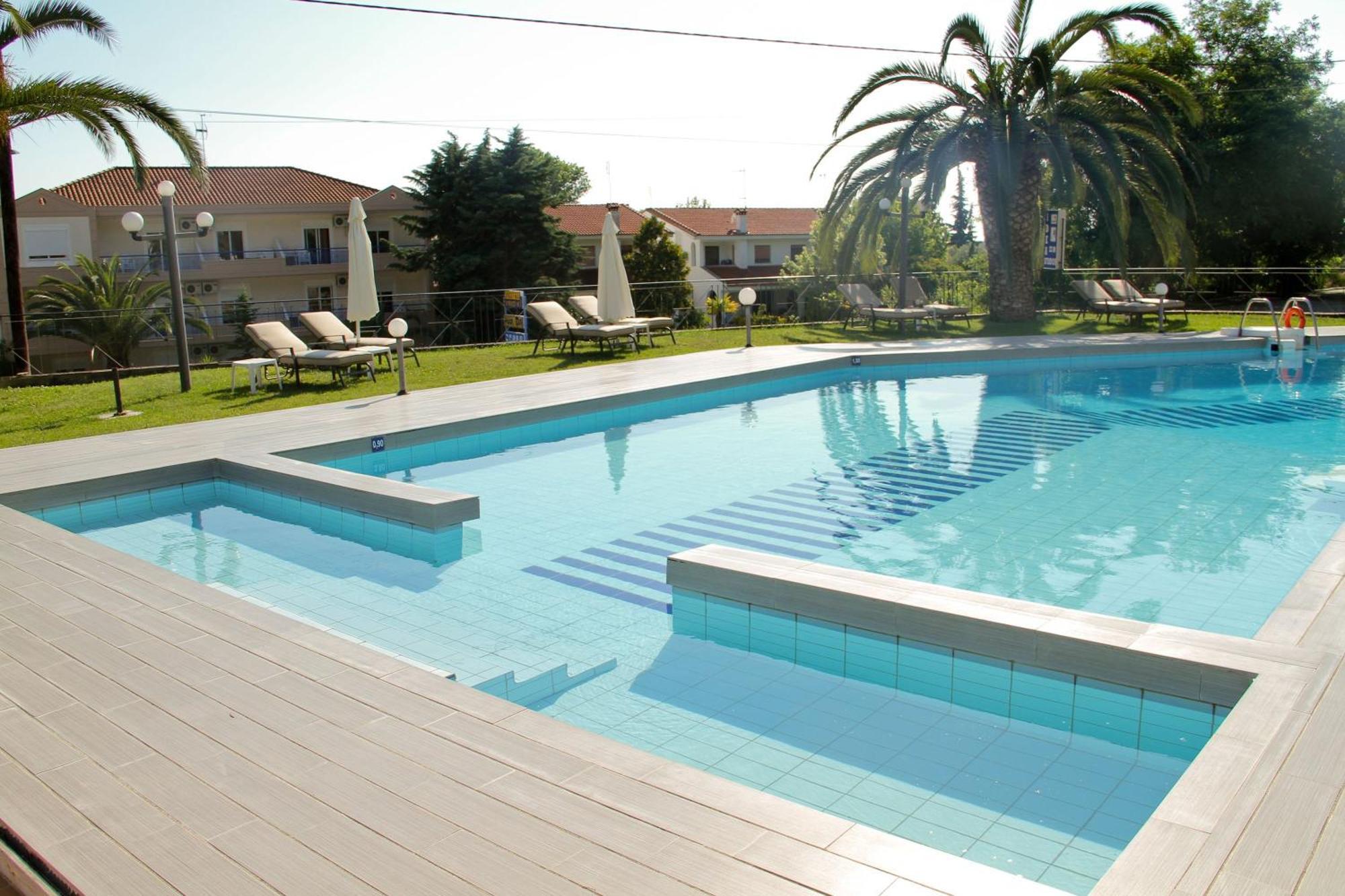 Hotel Idea Fourka Exterior foto
