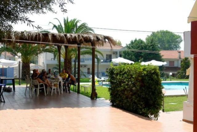 Hotel Idea Fourka Exterior foto